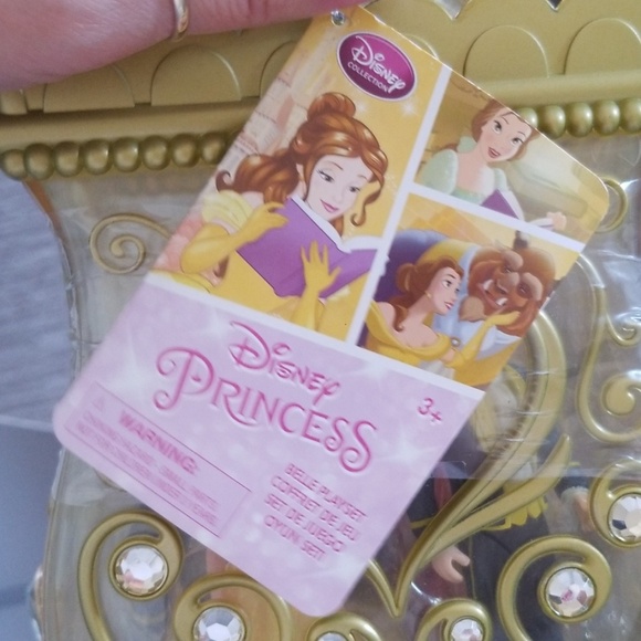 Beauty and the Beast play set - Picture 2 of 3